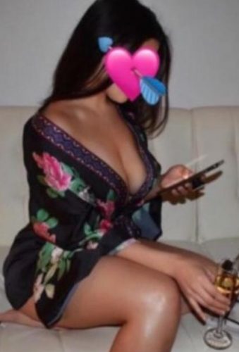 Arsız beyaz tenli bayan Gonca