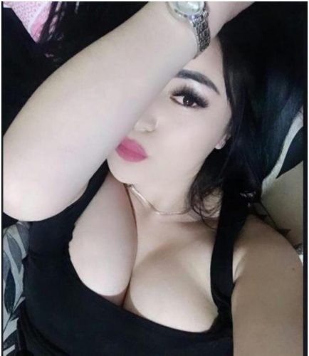 Baştan çıkaran dansöz kız Renan