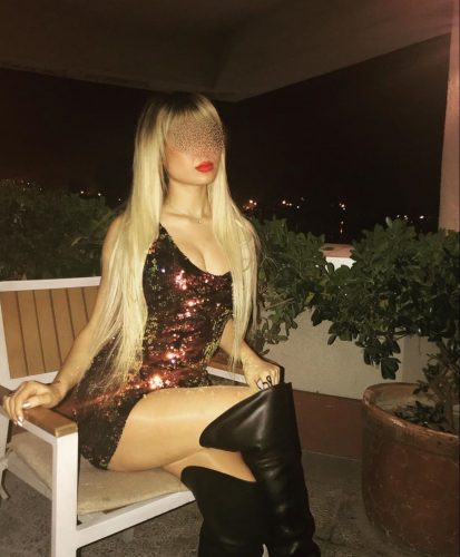 Elit sarışın escort Feza