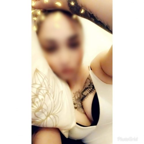 Etkileyici saksocu kız Buse