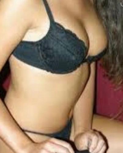 Şımarık fatezi yapan escort Atike